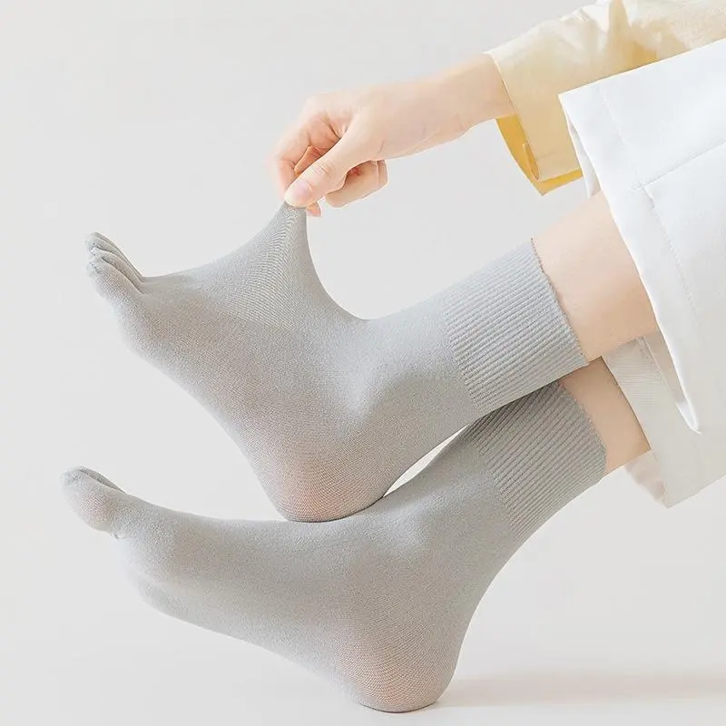 1Pair Slender Breathable Drying Short Hosiery Five Finger Socks, Monochromatic Split-toe Mid Gauge Socks