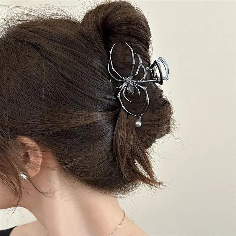 Pearl Charm Black Spider Hair Claw for Halloween, Durable Metal Gothic Punk Hair Accessory
