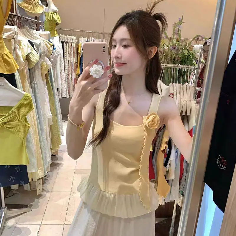 French Style Three-Dimensional Flower Sweet Sleeveless Knitted Vest For Women In Summer