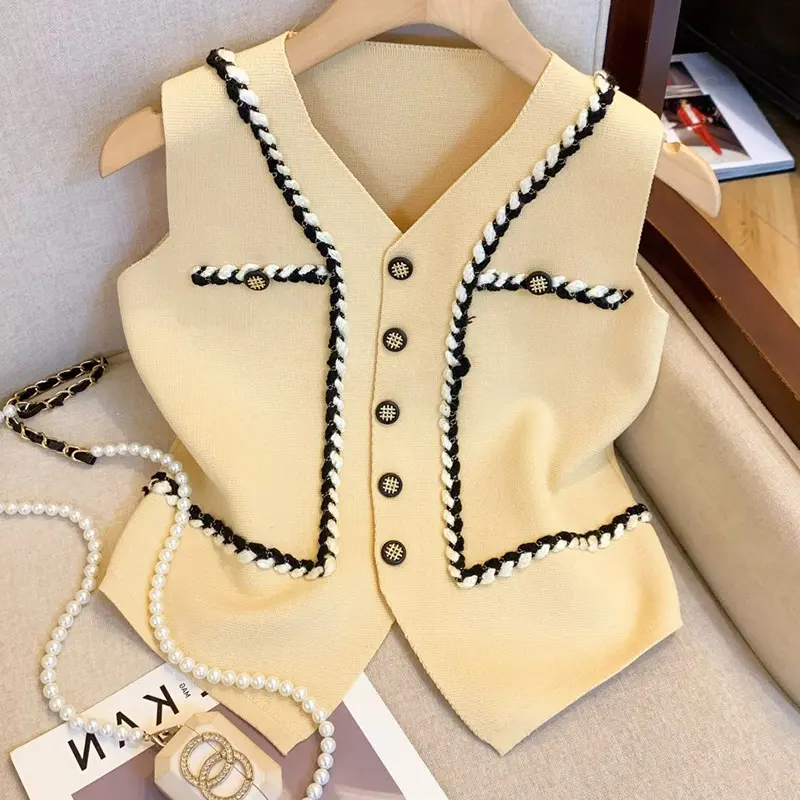 Fashionable Korean Style Women's V-Neck Vest New Style Polyester Fiber Mixed Fabric Small Fragrance Style Top