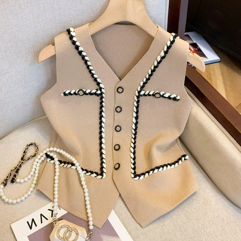 Fashionable Korean Style Women's V-Neck Vest New Style Polyester Fiber Mixed Fabric Small Fragrance Style Top