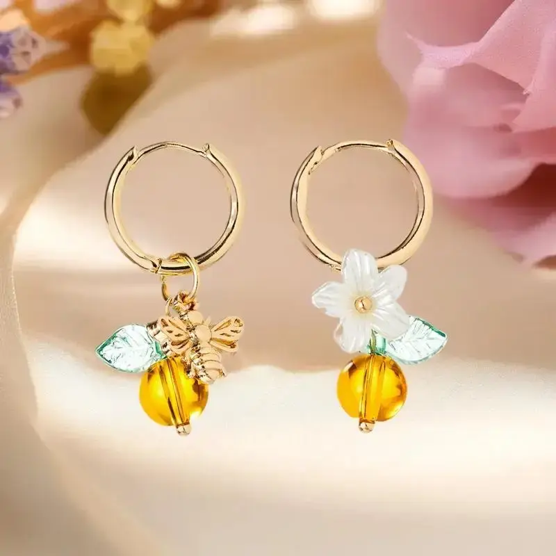 Fashionable Orange Fruit Honey Bee Hoop Earrings For Women Ear Buckle Suitable For Wearing Jewelry Gifts
