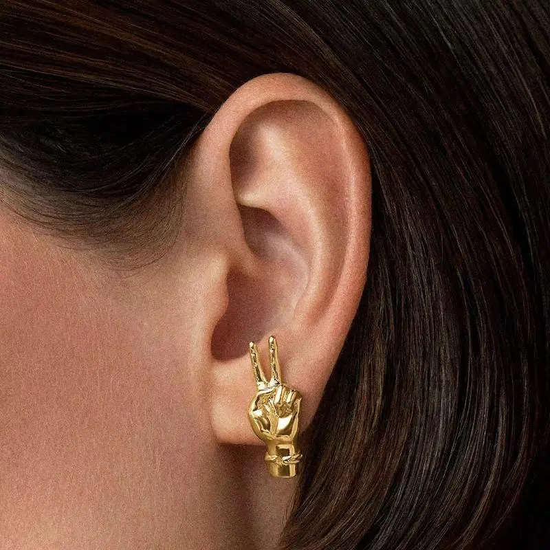 1Pair Innovative Palm-Shaped Earrings for Ladies; Simple and Fashionable Party Jewelry, Perfect Gift