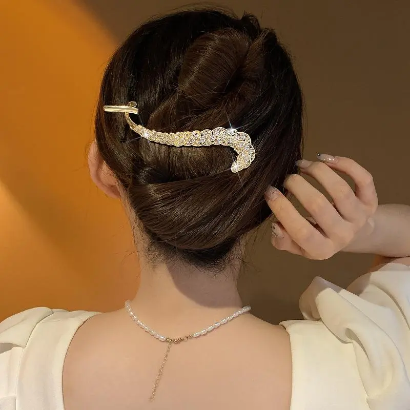 Classic Rhinestone Twist Clip Light Luxury Temperament Twist Clip Straight Clip Ball Clip Versatile Style