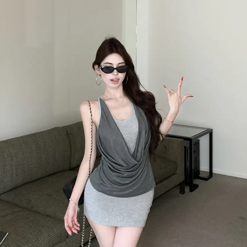 Spliced ​​Fake Two-piece Halter Summer Contrast Color Sheath Design Hip-Wrapped Short Dress