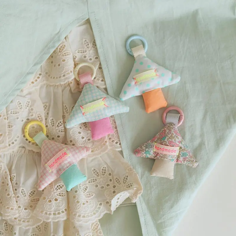Bag Decorative Triangle Mushroom Keychain Pendant, Colorful Charm Jewelry Gift for Girls and Women
