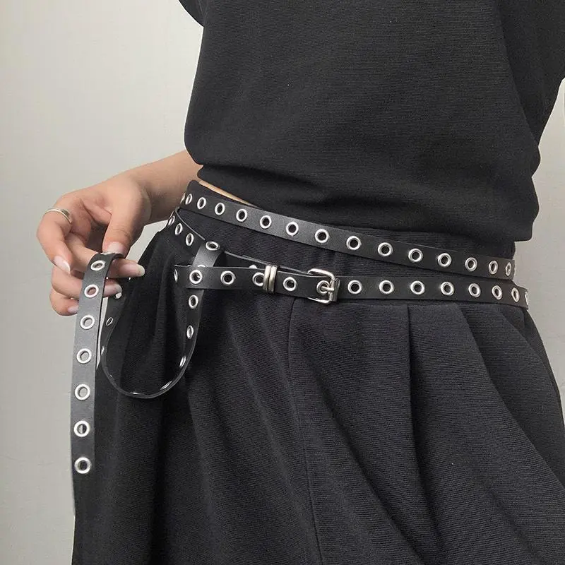 Versatile Women's Solid Black Double Circle Belt in PU Leather for Dress & Jeans Adornment