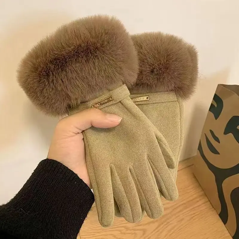 Autumn Winter Woman Warmth Gloves Plush Touchscreen Compatible Gloves Windproof Warm Cycling Outdoor Gloves Daily Use