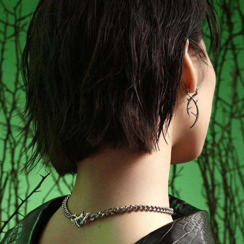 Y2K Trend, Punk Goth Hip Hop Thorn Dangle Cool Earrings; Unique Charm for Men and Women