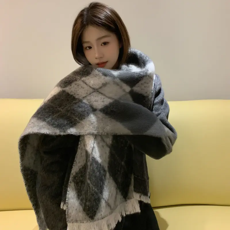 New Autumn And Winter Women's Scarf Thick Skin-friendly Korean Style High-end Fashion Warm Neck Scarf