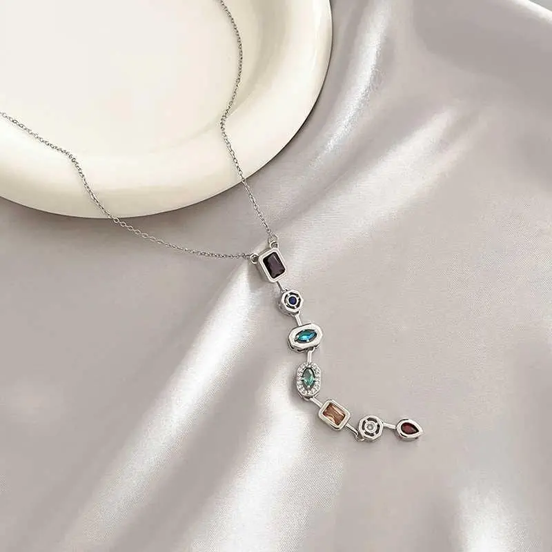 Tassel Necklace with Colorful Zircon, Retro Styled Long Pendant Chain, Luxury Light Collarbone Jewelry for Women