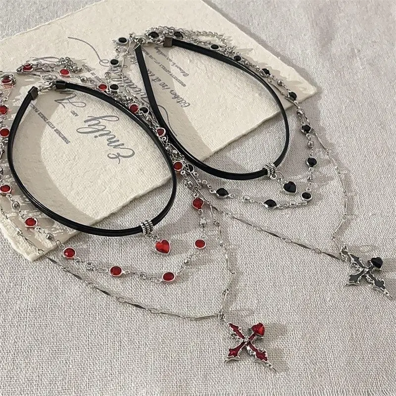 Multi-Layer Cross Beaded Necklace For Women Dark Punk Style Layered Clavicle Chain Y2K Accessories