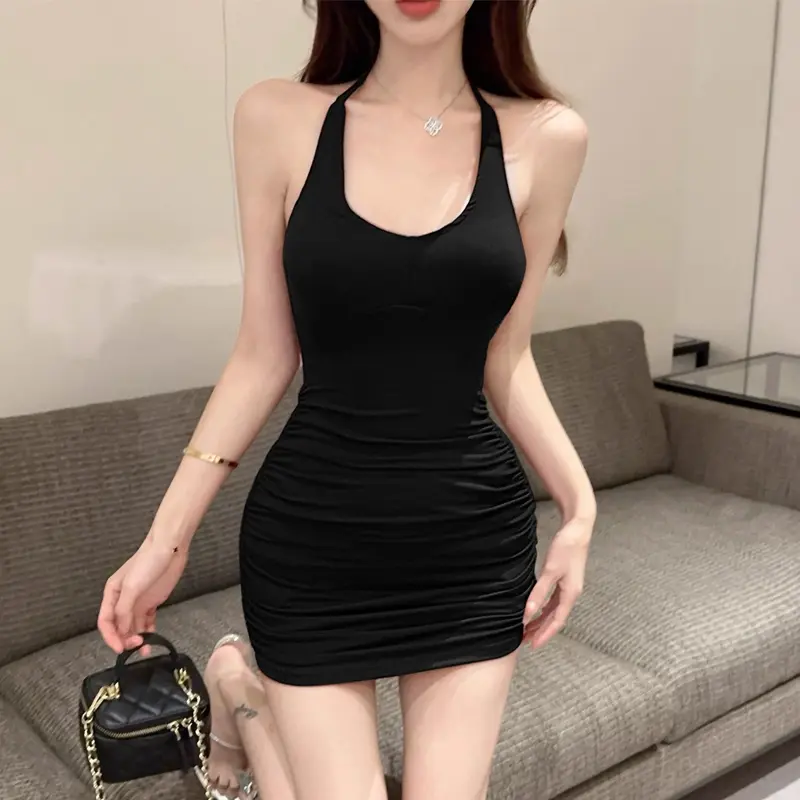 French Style Slim Elastic Hip-Wrapped Halter Neck Dress For Women With Chest Pads