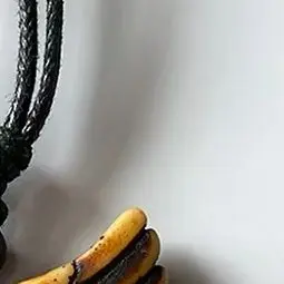 324