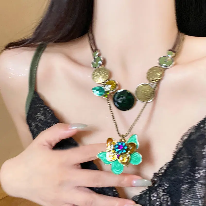 Y2K Green Metal Butterfly Necklace For Women Temperament Fashion INS Fairy Girls Metal Chain Necklace