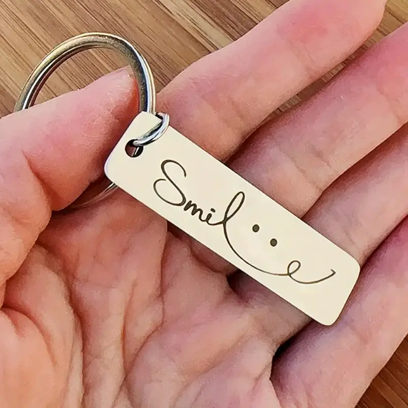 1pcs Stainless Steel Bee Rectangular Brand Keychain Backpack Car Key Accessories Decorative Gift
