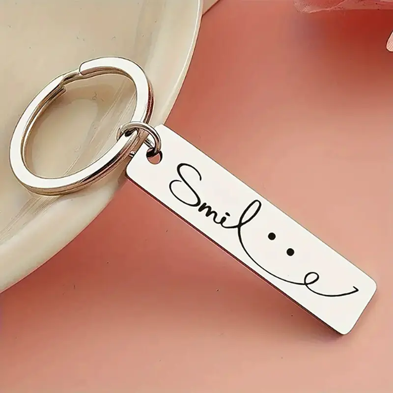 1pcs Stainless Steel Bee Rectangular Brand Keychain Backpack Car Key Accessories Decorative Gift