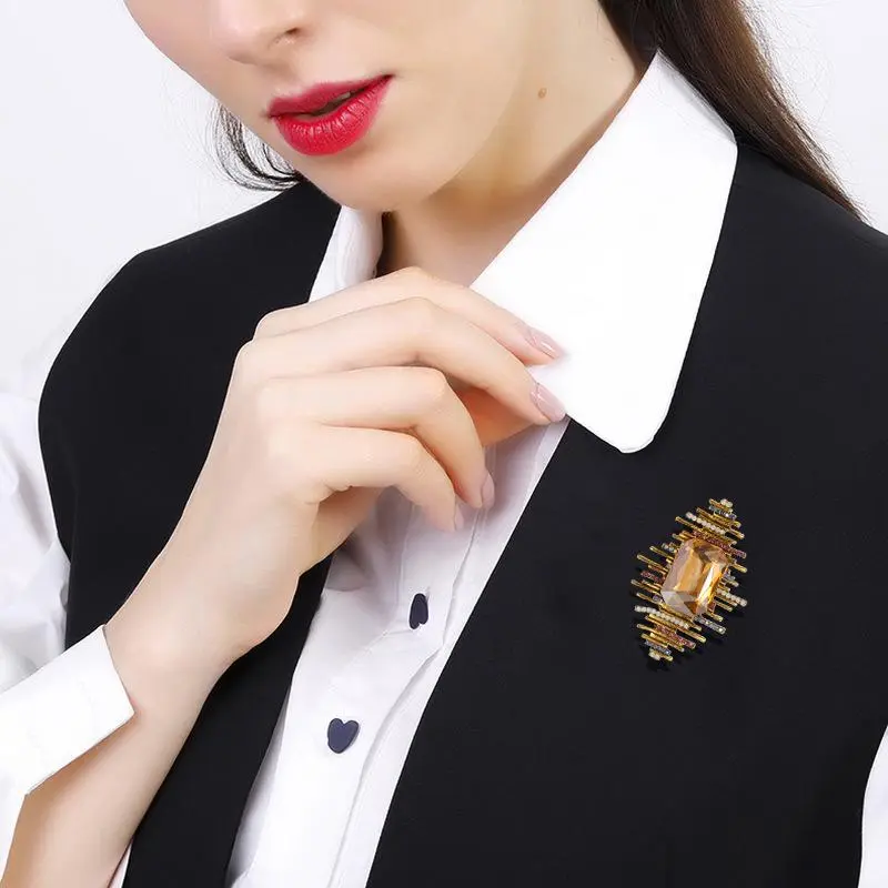 Fashion Rhinestone Crystal Geometric Brooches For Women Clothing Coat Jewelry Accessries Gifts