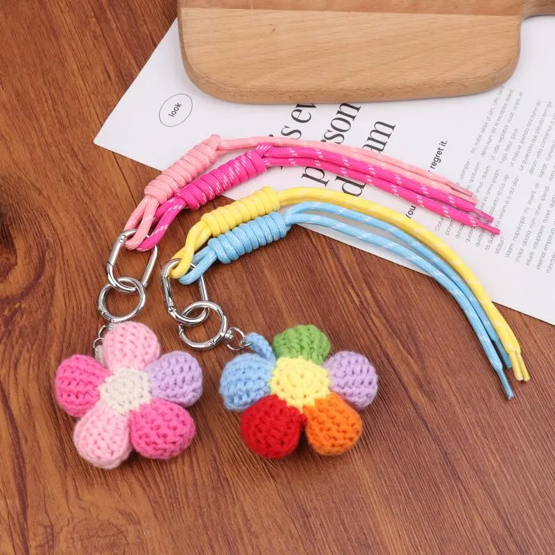 Creatively Crochet Colorful Flower Keychain Korean Rainbow Knitted Flower Backpack Pendant Spring Keyring Decoration