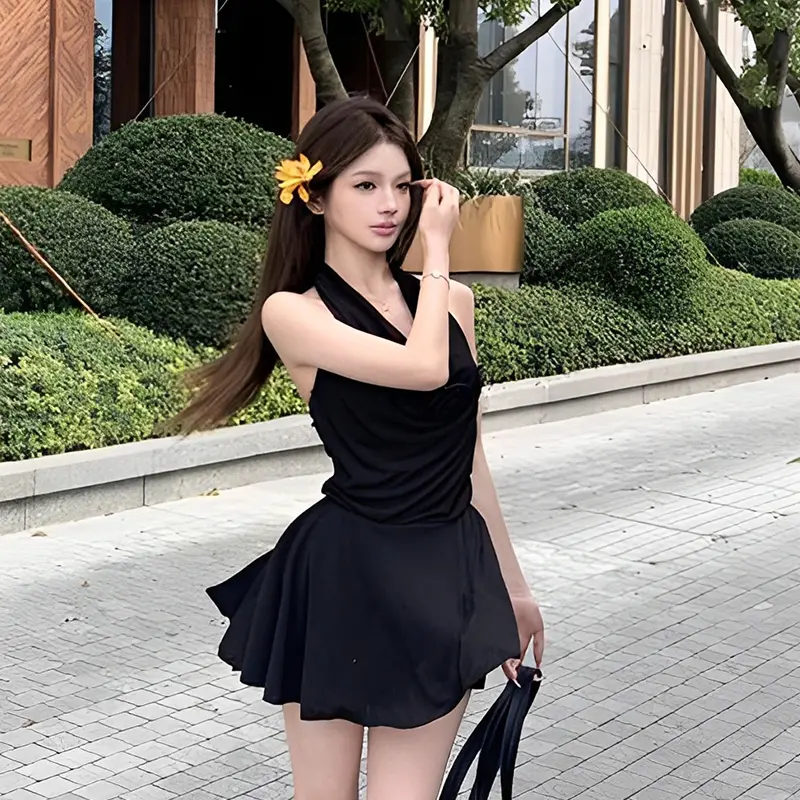 Sexy 3D Flower Lace Fake Two-Piece Halter Dress Sheath Waist A-line Short Dresses