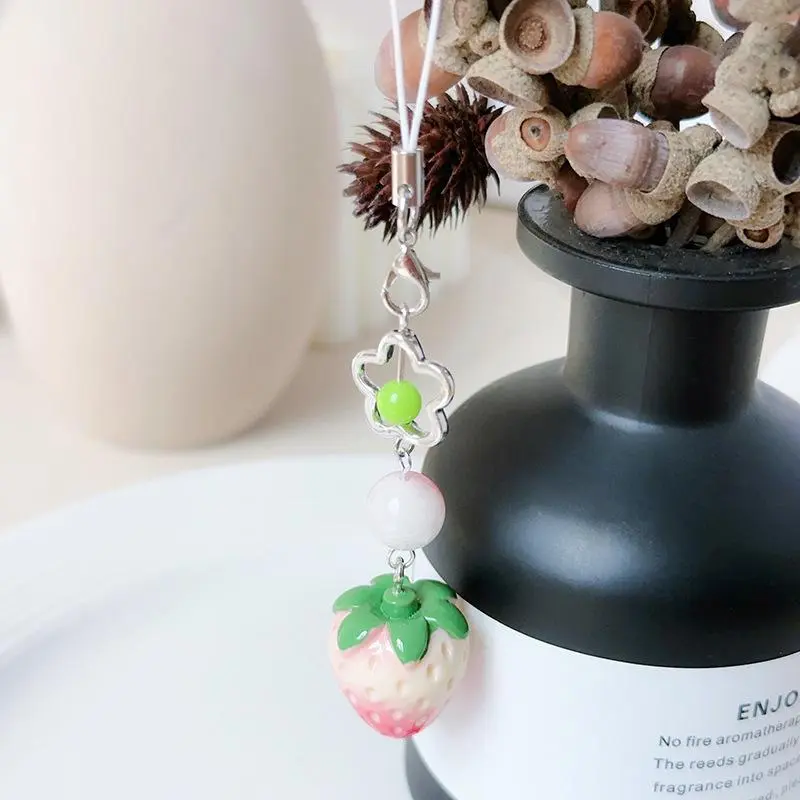 Sweet And Fresh Tulip Strawberry Pendant Cherry Blossom Keychain Cute Bag Charm Car Key Backpack Pendant Decoration Accessories