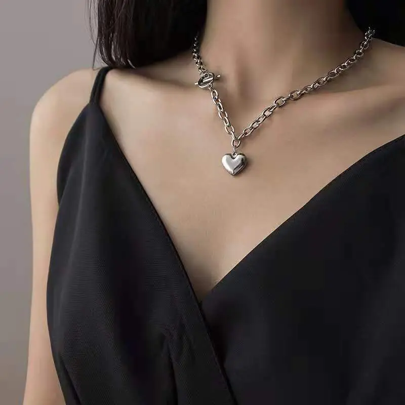 New Design Fashion Heart Pendent For Women Charm Chain Necklaces Choker Titanium Steel Hip Hop Necklace