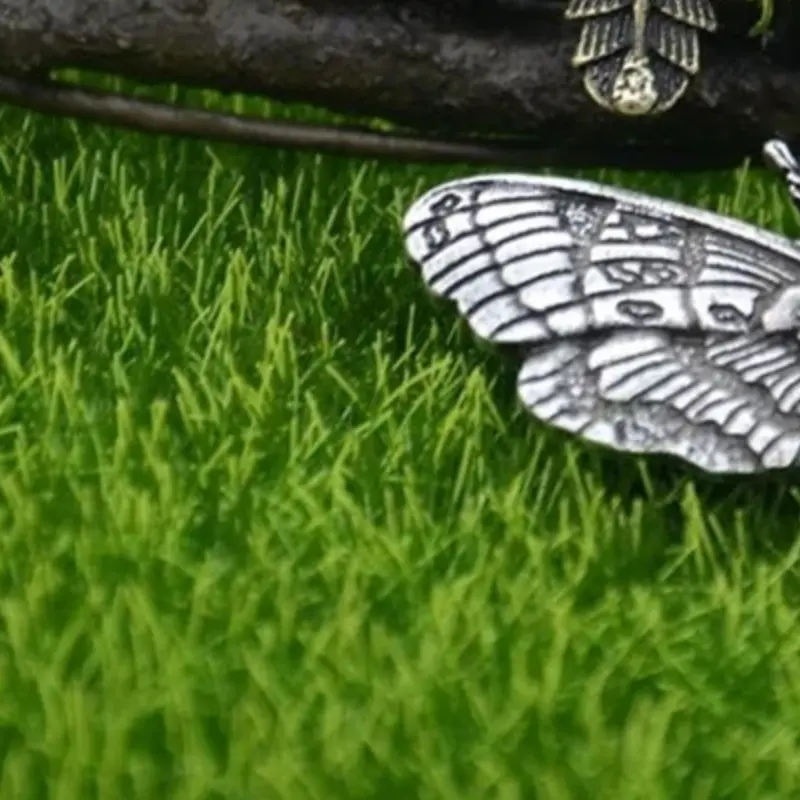Retro Goth Death Skull Moth Brooch For Men And Women Fashion Butterfly Insect Personalized Hip Hop Rock Jewelry