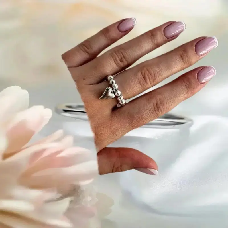 Adjustable Ring with Gold Heart Pendant, Elegant Metal Rope String and CCB Beads, European and American Design