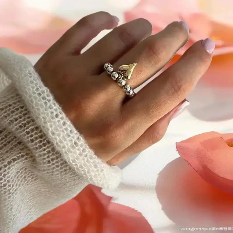 Adjustable Ring with Gold Heart Pendant, Elegant Metal Rope String and CCB Beads, European and American Design