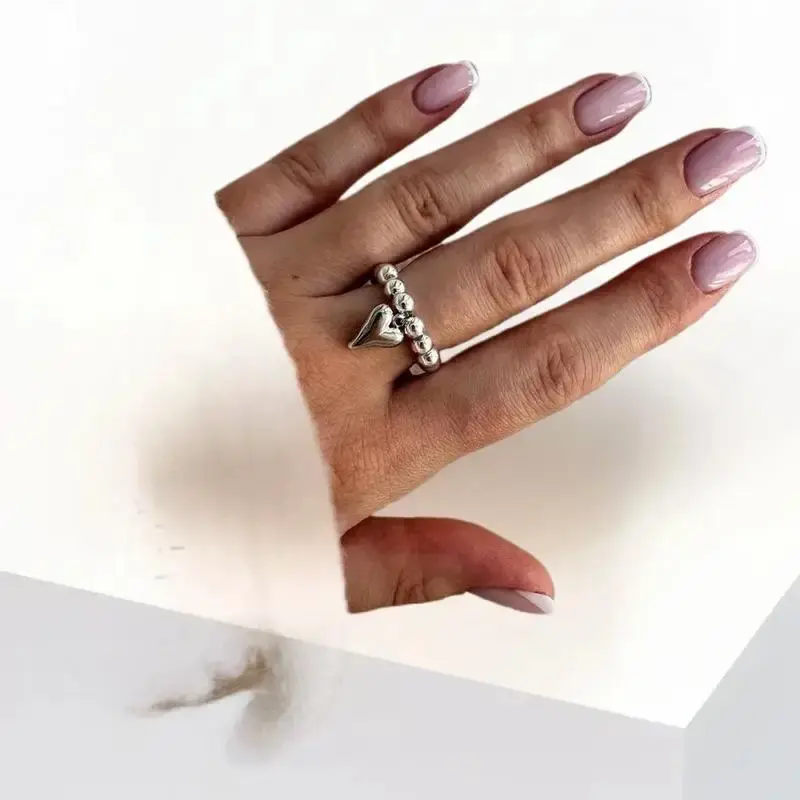Adjustable Ring with Gold Heart Pendant, Elegant Metal Rope String and CCB Beads, European and American Design