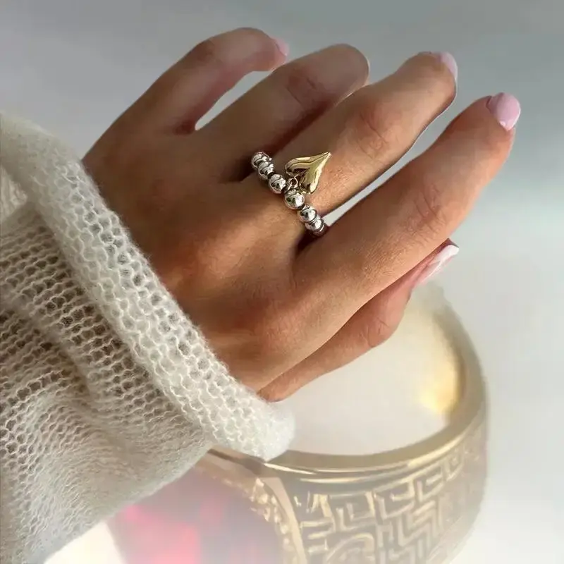 Adjustable Ring with Gold Heart Pendant, Elegant Metal Rope String and CCB Beads, European and American Design