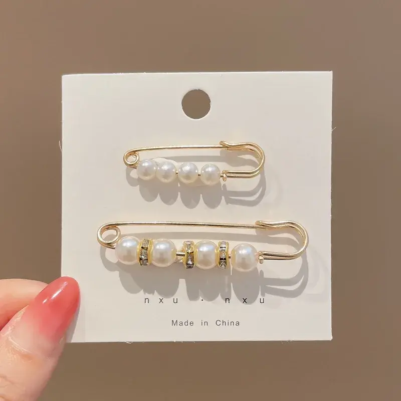 Fashionable Anti-glare Multi-piece Pin Buckle Brooch, Korean Style, for Waist Adjustments