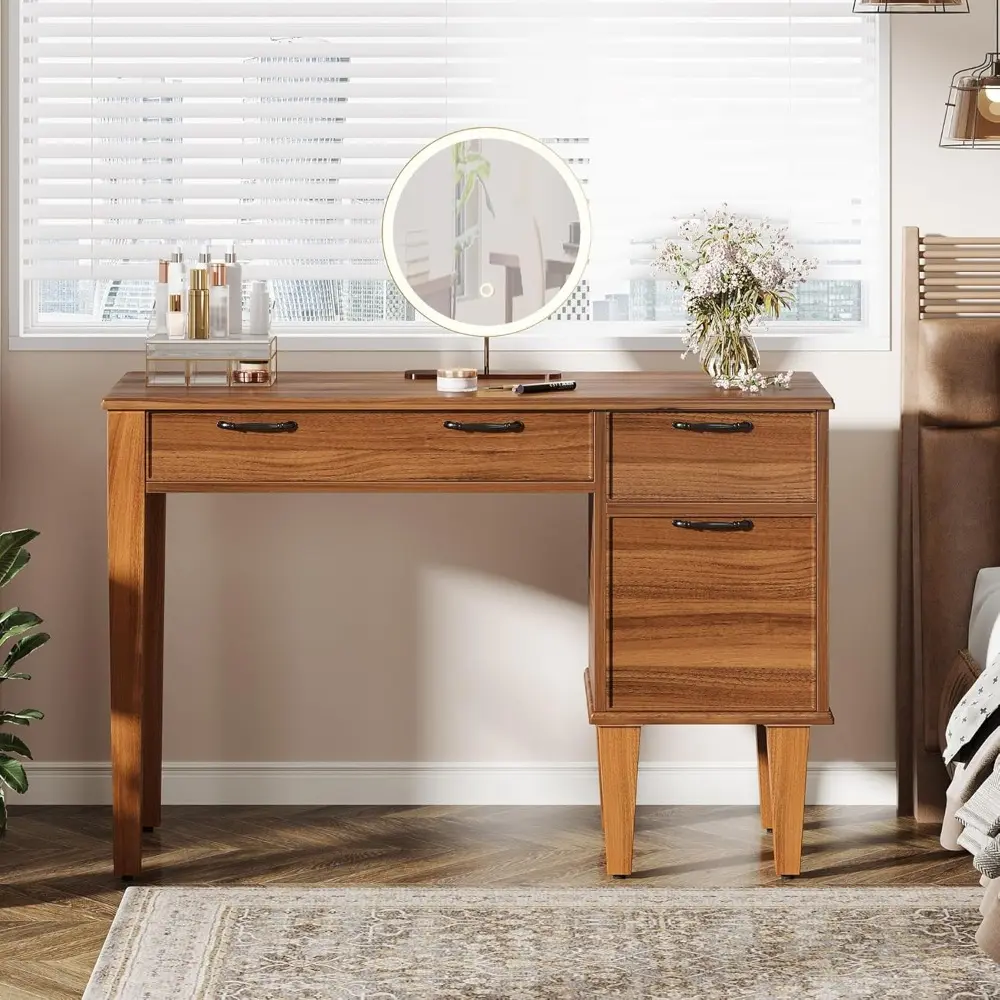 47" Wood Computer Desk with 3 Drawers, Farmhouse Small Office Desk with File Drawers, Writing Table with Storage for Home Offic