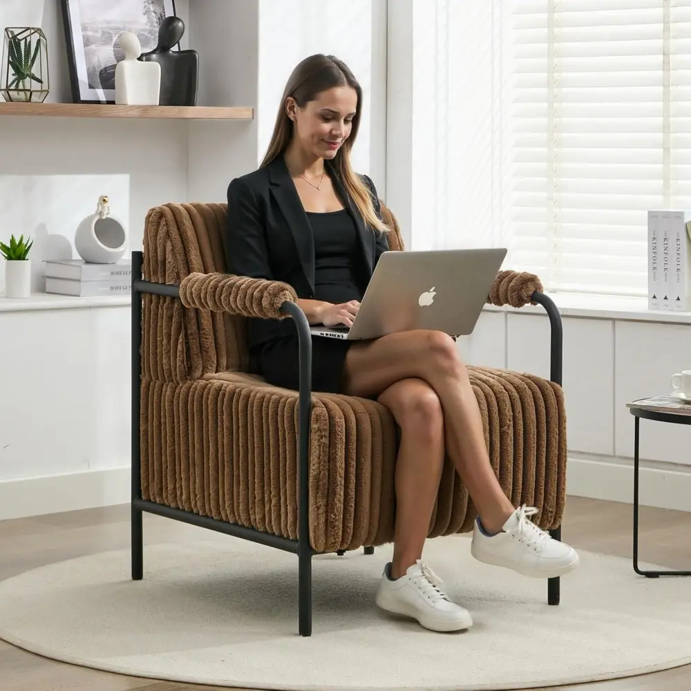 Modern Velvet Accent Chair Brown Plush Fluffy Upholstery Sturdy Metal Frame Lounge Armchair Ergonomic Reading Chair for Living R