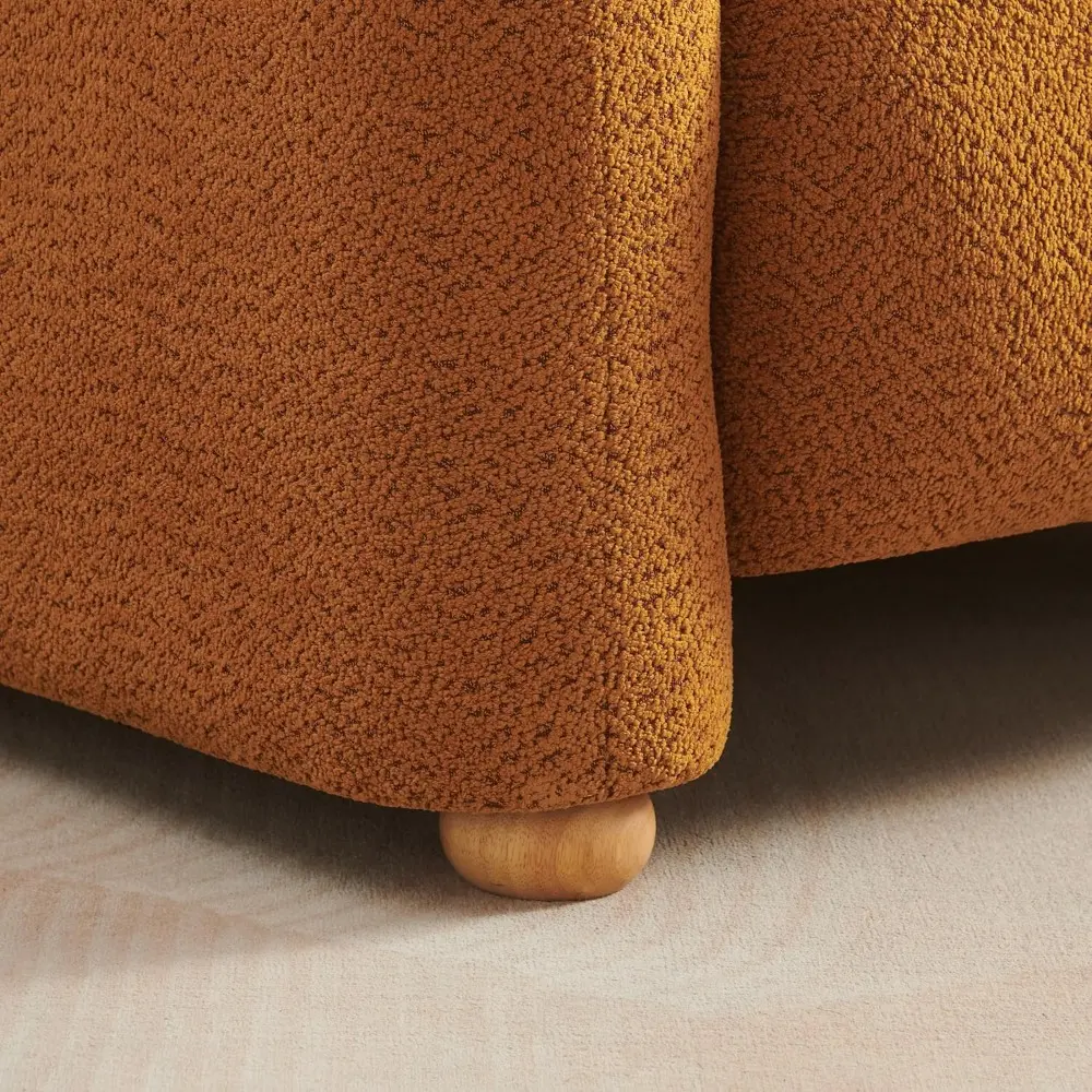 Mid-Century Style Upholstered Chair, Comfortable Button-Tufted Armchair with Wooden Legs for Living Room or Bedroom Use