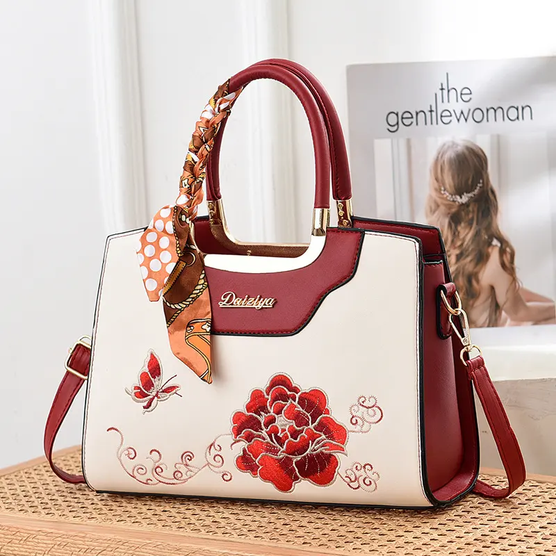 Autumn /Winter New Fashion Embroidered Women's Bag Trend Leather Ladies Crossbody Bag Large Capacity Ladies Casual Tote Bag