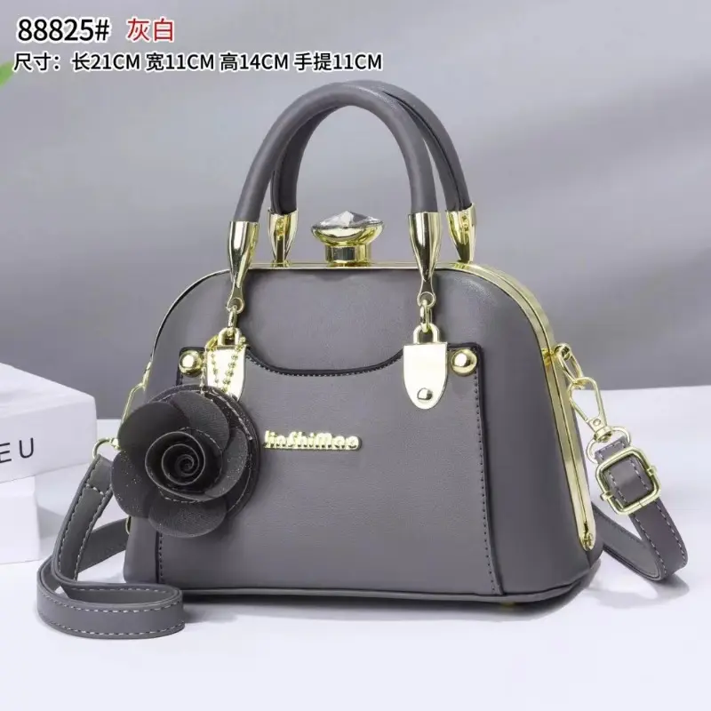 Exquisite Flower Pendant Women's Bag High-quality Women's Shoulder Crossbody Bag 2024 New Korean Version Trendy Women's Handbag