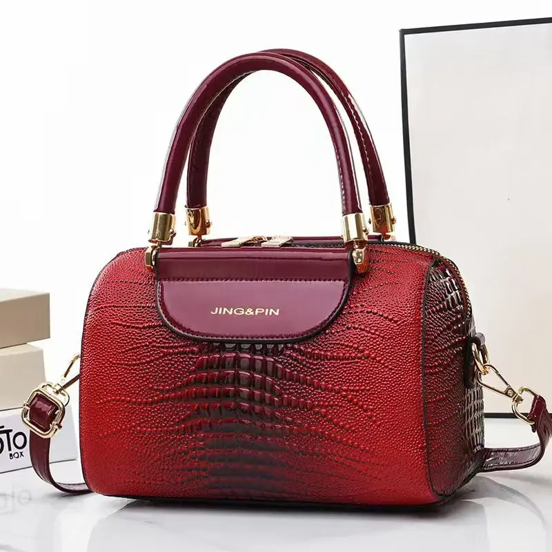 2024 New Bright Leather Women's Bags Versatile Crossbody Pillow Bag Personalized Women's Handbag Fashion Trendy Shoulder Bag