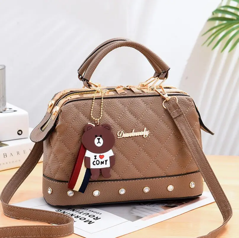 Luxury Brand Designer Women'S Handbag Fashionable New Crossbody Bag Classic Retro Small Square Bag Urban Commuting Shoulder Bag