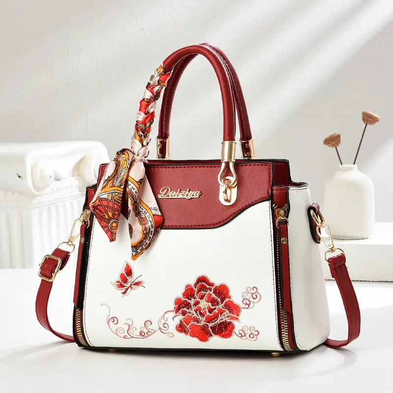 Luxury Brand Designer Women's Handbag Classic Embroidery Crossbody Bag Large Capacity Shoulder Bag Commuting Handbag Women