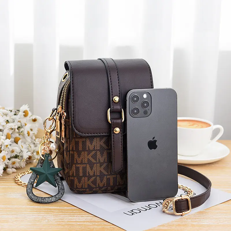 Summer Popular Women's Bags 2024 Fashion Small Square Bag Wild Shoulder Bag Letter Printing Messenger Bag Mini Mobile Phone Bag
