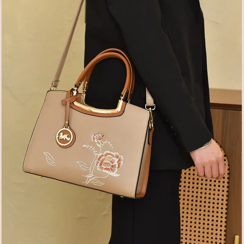 Large Capacity Embroidered Handbags Women Soft PU Leather Shoulder Crossbody Bag Ladies Bucket Bags Retro Tote Luxury Handbag