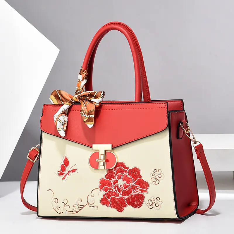 Exquisite flower embroidered women's handbag new red wedding handbag fashionable Ladies crossbody shoulder bag bolsas de mujer