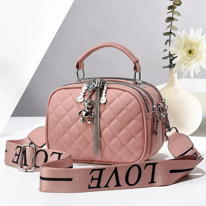 High Quality Women's Handbag Korean Version Exquisite Women's Shoulder Crossbody Bag Tassel Pendant Women's Small Square Bag