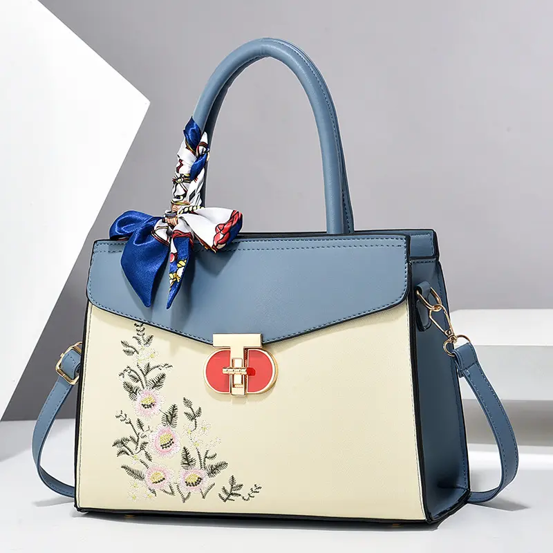 Exquisite flower embroidered women's handbag new red wedding handbag fashionable Ladies crossbody shoulder bag bolsas de mujer