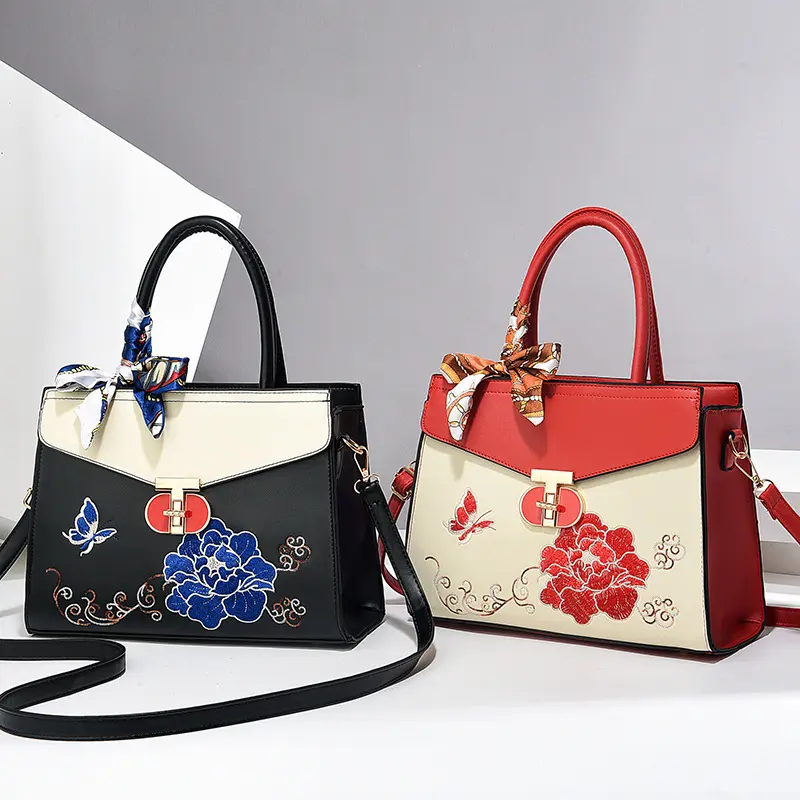 Exquisite flower embroidered women's handbag new red wedding handbag fashionable Ladies crossbody shoulder bag bolsas de mujer