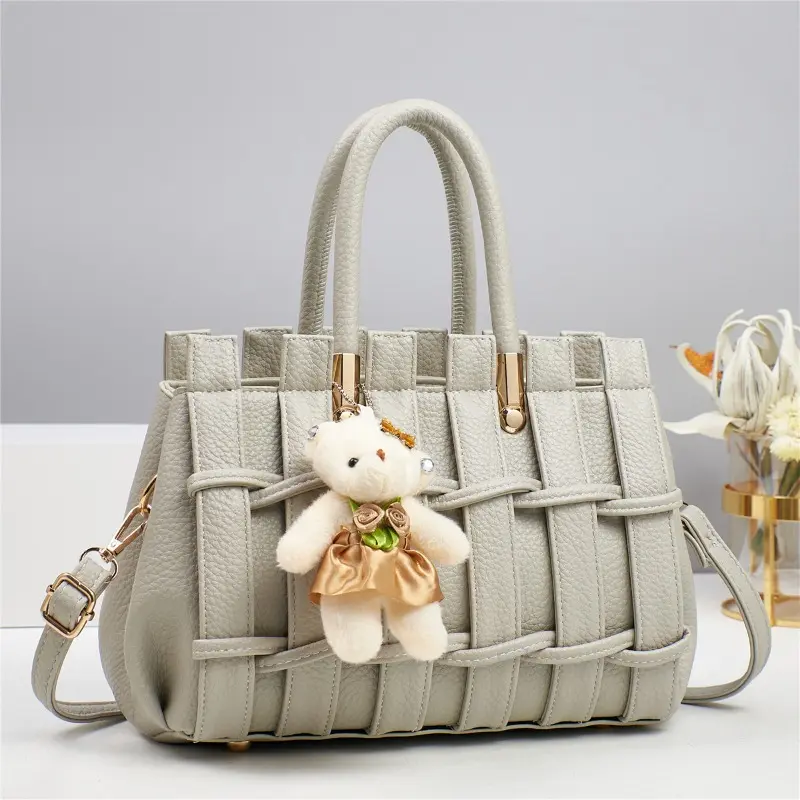 Quality Women's Bag 2025 New Large Capacity Women's Crossbody Bags Fashion Handmade Woven Handbag Luxury Design Shoulder Bag