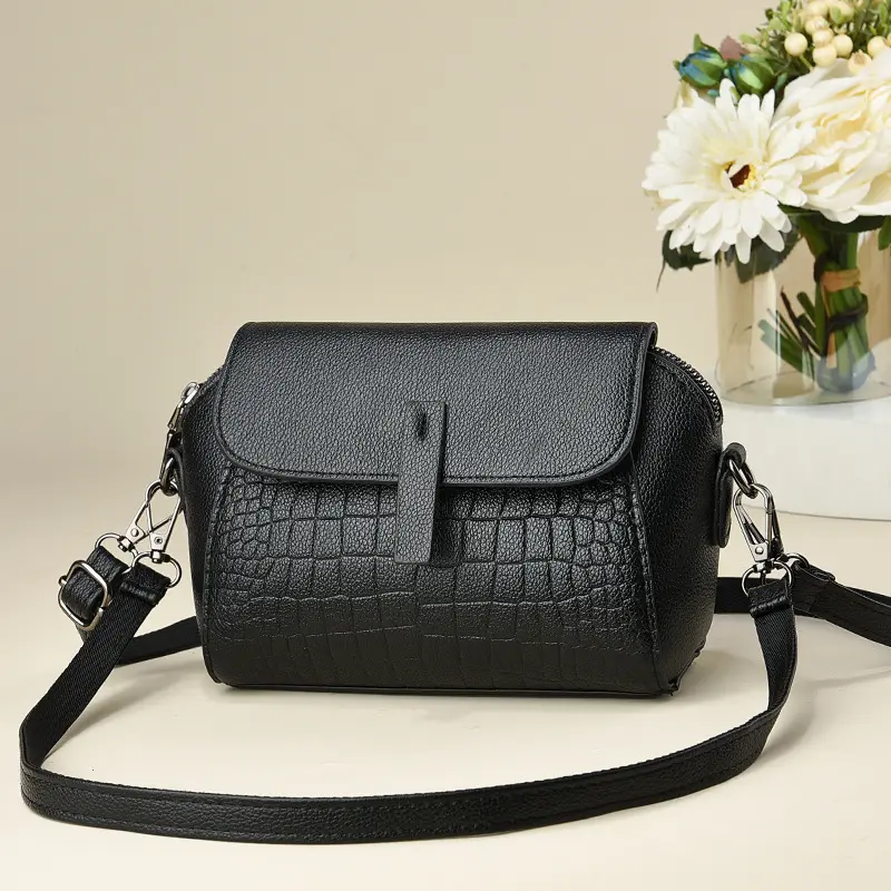 Exquisite Women's Bags High-end Women's Small Shoulder Bags Women's New Fashionable Mobile Phone Bag Commuting Crossbody Bag
