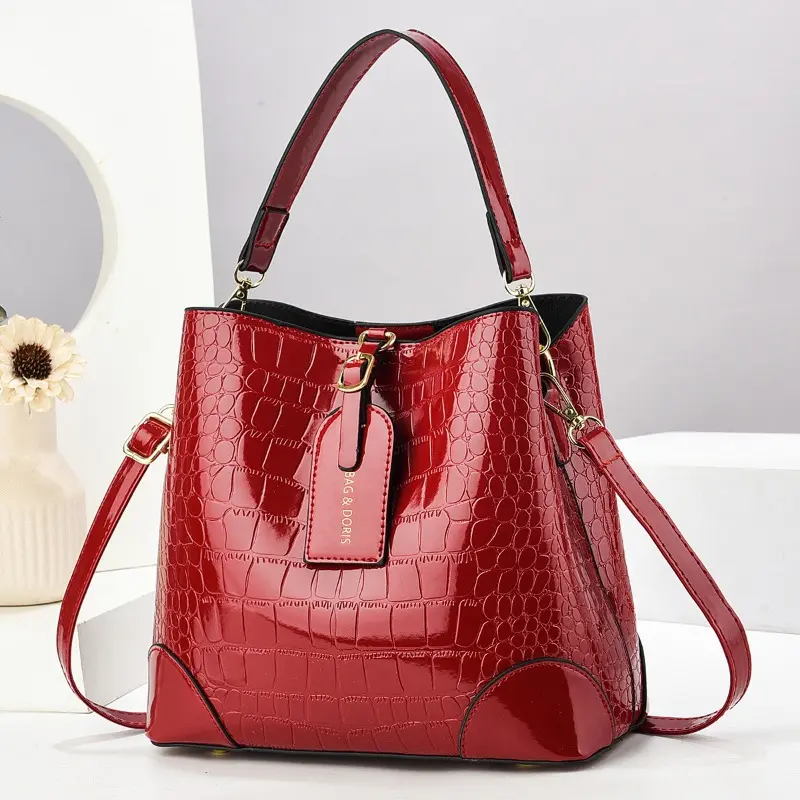 High Quality Ladies Bright Leather Bucket Bag Luxury Designer Ladies Purses and Handbags New Trendy Crossbody Shoulder Bags