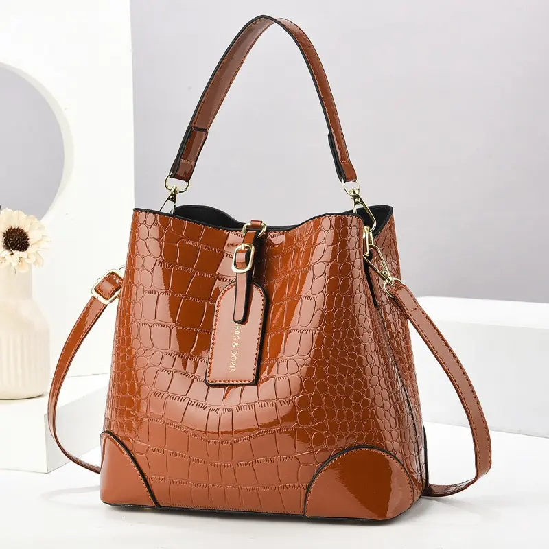 High Quality Ladies Bright Leather Bucket Bag Luxury Designer Ladies Purses and Handbags New Trendy Crossbody Shoulder Bags